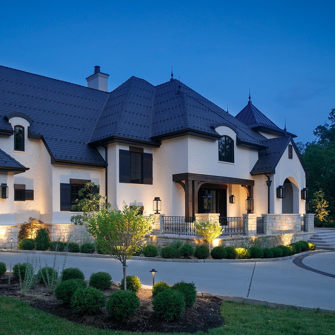 ladue-home-outdoor-lighting-min